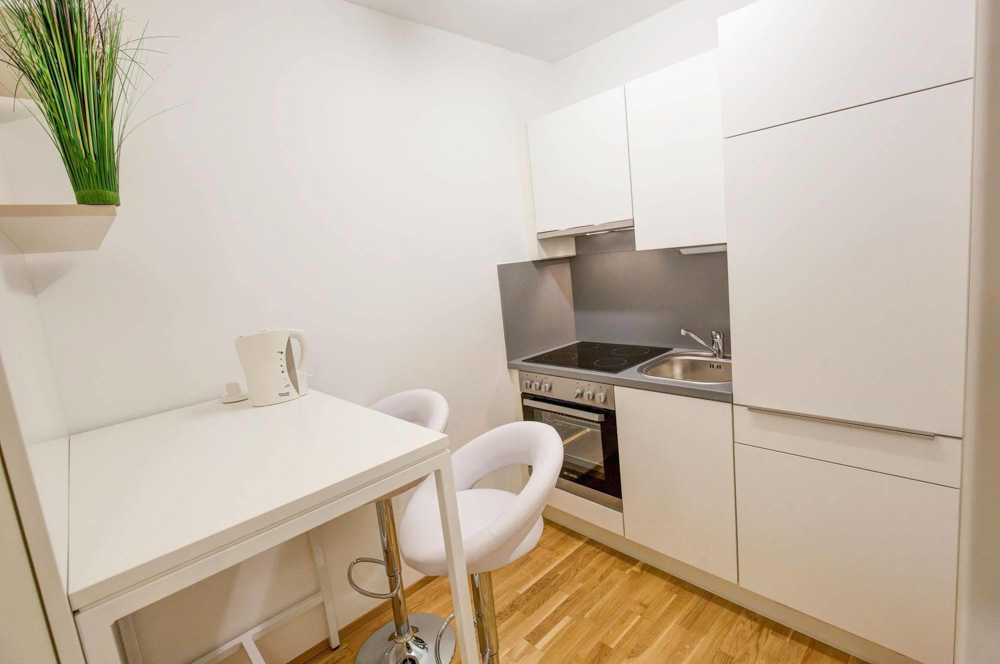 Smart Apart Living - Wien Hauptbahnhof - Self Check-In Viena Exterior foto