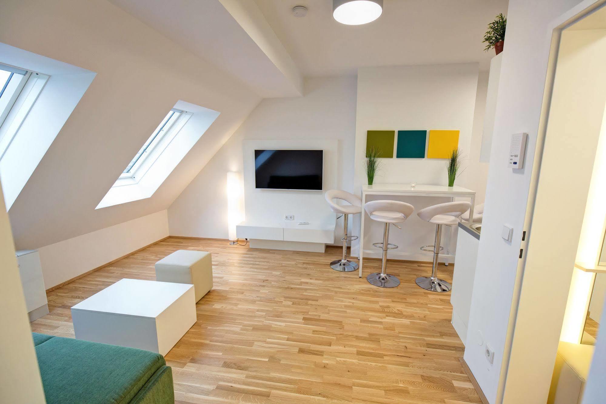Smart Apart Living - Wien Hauptbahnhof - Self Check-In Viena Exterior foto